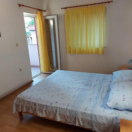 Apartmani Tatjana Okrug Gornji Dış mekan fotoğraf