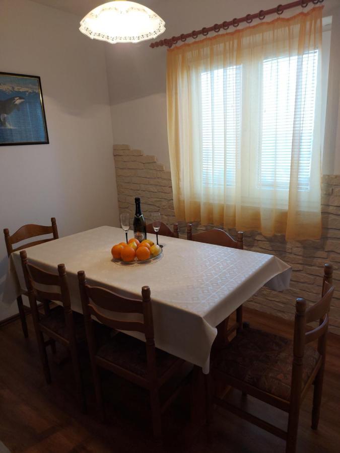 Apartmani Tatjana Okrug Gornji Dış mekan fotoğraf