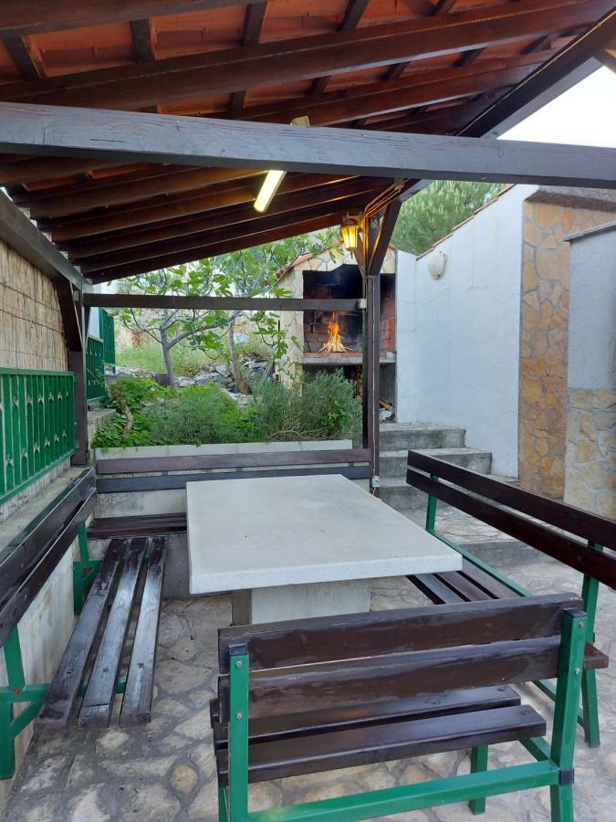 Apartmani Tatjana Okrug Gornji Dış mekan fotoğraf
