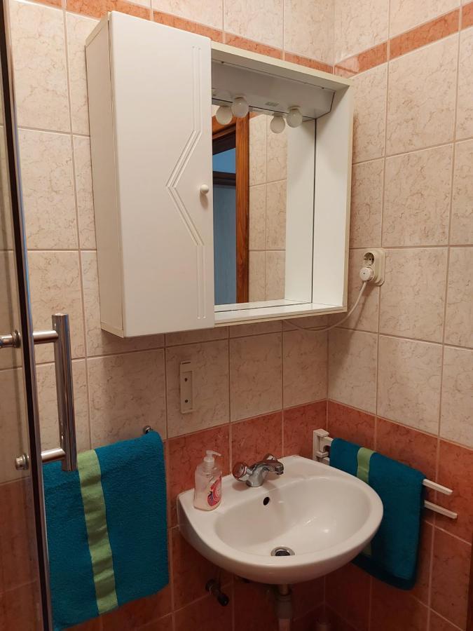Apartmani Tatjana Okrug Gornji Dış mekan fotoğraf